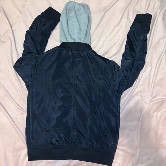 Jacket - Picture 6 of 6